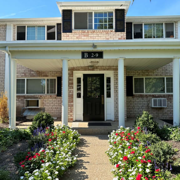 Rolling Green Apartments in East Norriton, PA